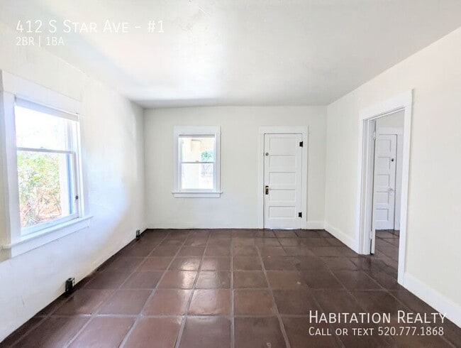 Building Photo - 412 S Star Ave