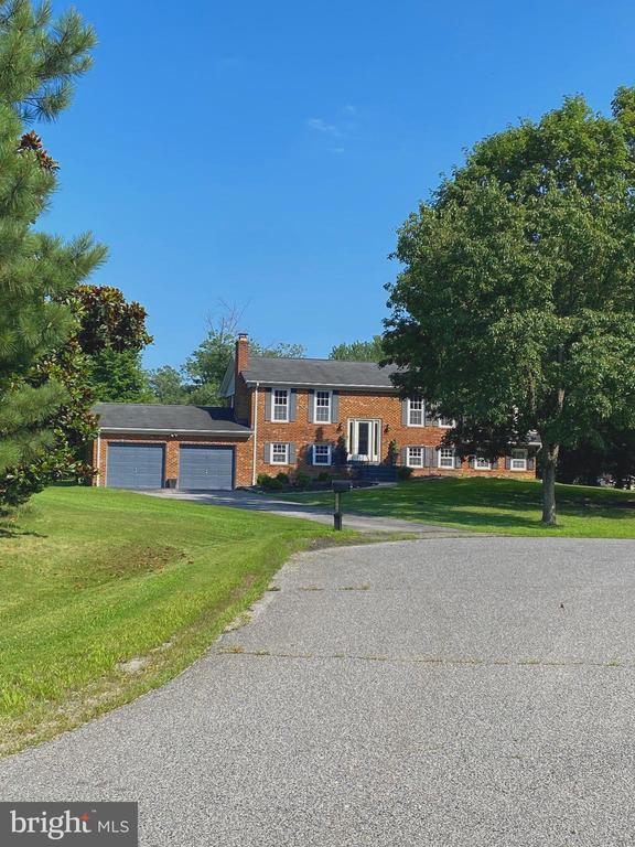 Primary Photo - 37715 Apache Rd
