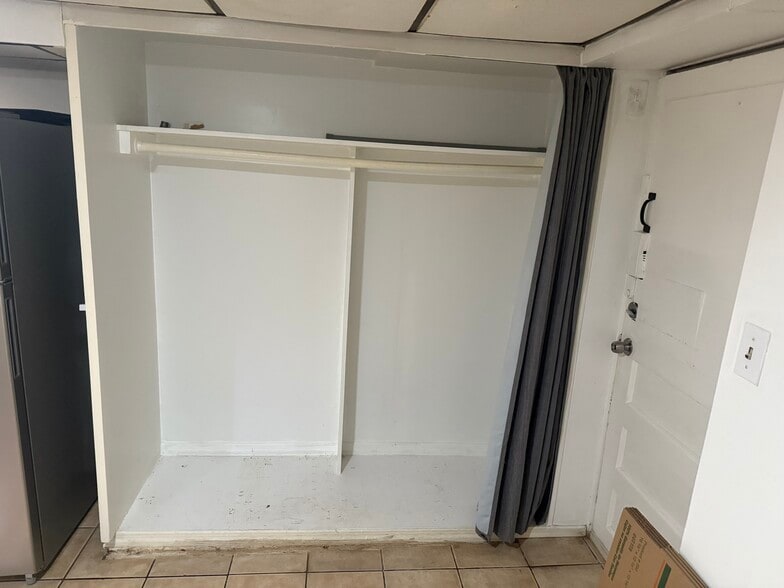 Building Photo - 225 Travis Ave