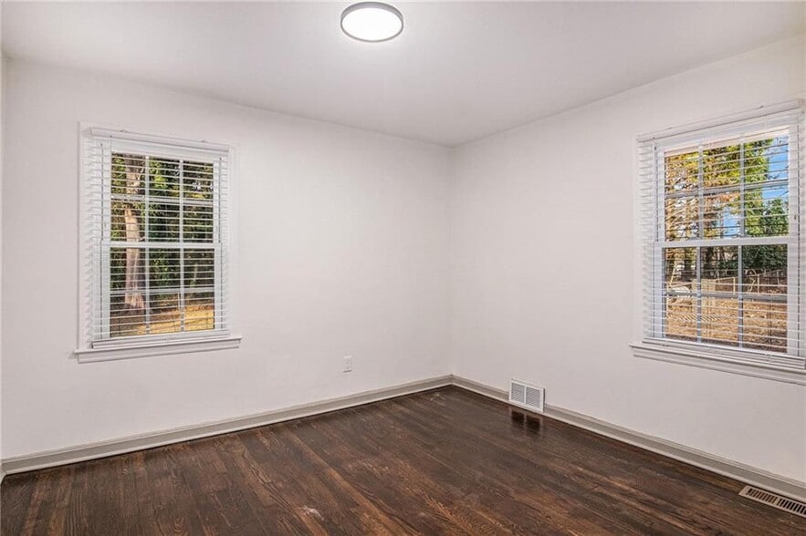 Building Photo - 2105 Fellowship Rd