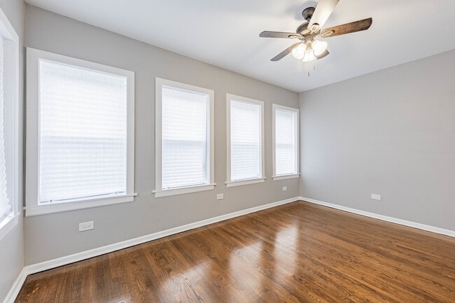 Building Photo - 1721 N Meade Ave