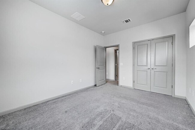 Building Photo - 5513 Charles Merle Dr.
