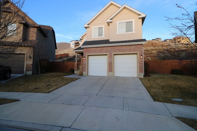 Building Photo - Traverse Mountain Home