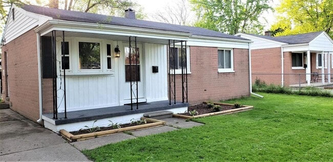 Building Photo - 640 Calder Ave