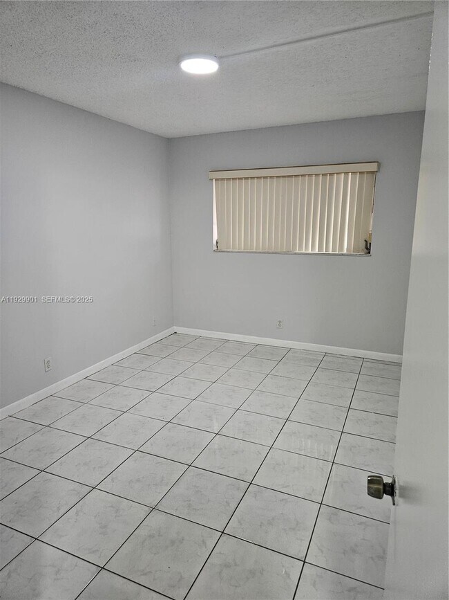 Building Photo - 2041 NW 81st Ave