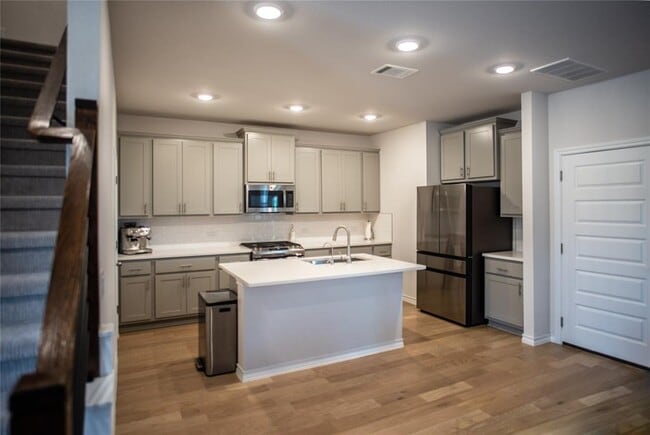 Building Photo - 4705 Lavender Field Path