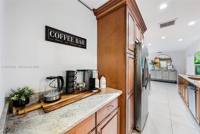 Building Photo - 4912 S Kay St