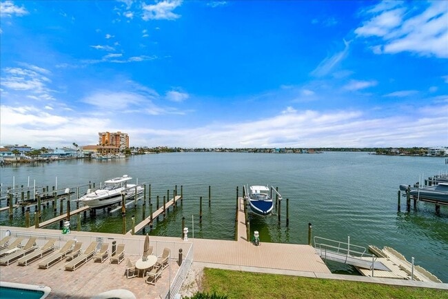 Building Photo - 17735 Gulf Blvd