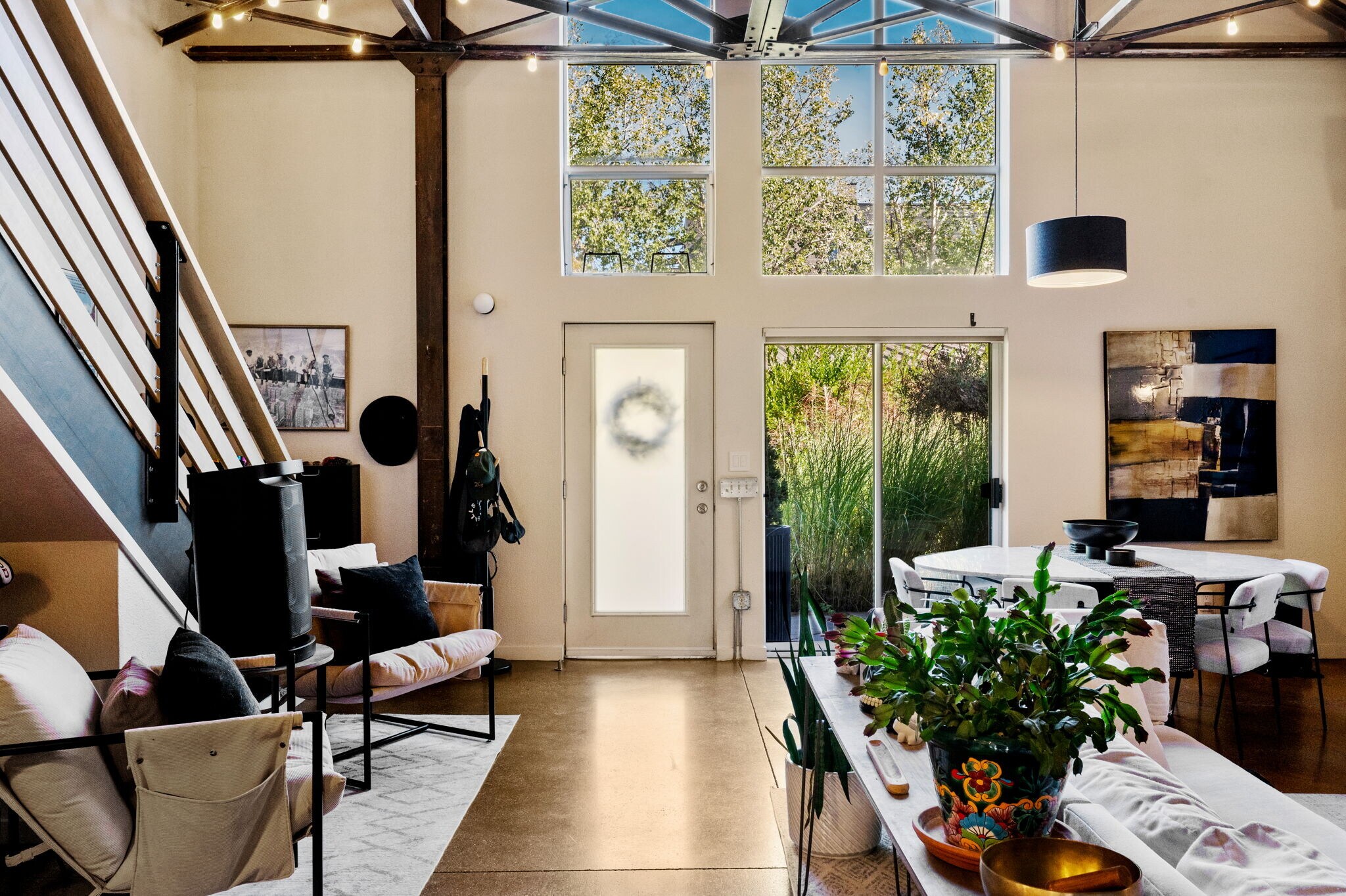 Building Photo - 3033 Blake St