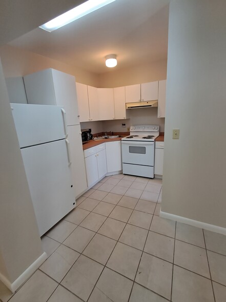 Kitchen area - 112 S 9th St