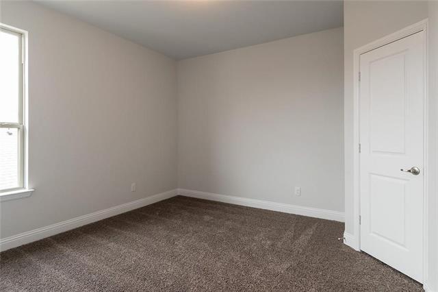 Building Photo - 4004 Knollbrook Ln