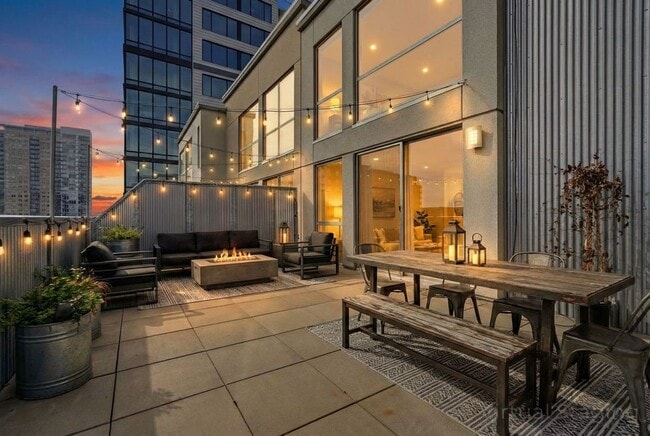Building Photo - *Rarely Available* 3 Bedroom 2 Bathroom Penthouse At The Sexton Lofts!
