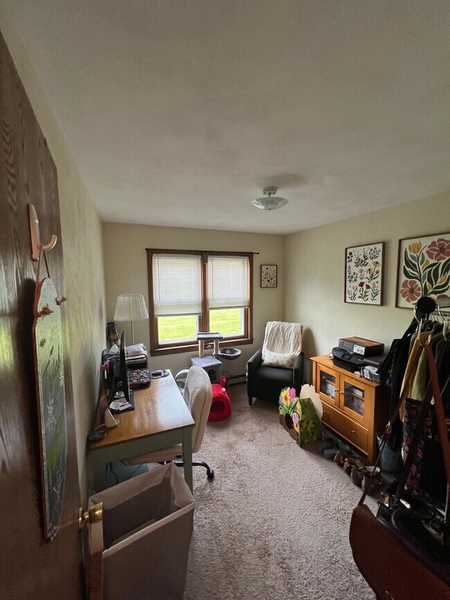 Building Photo - 38 Woodhill Ct