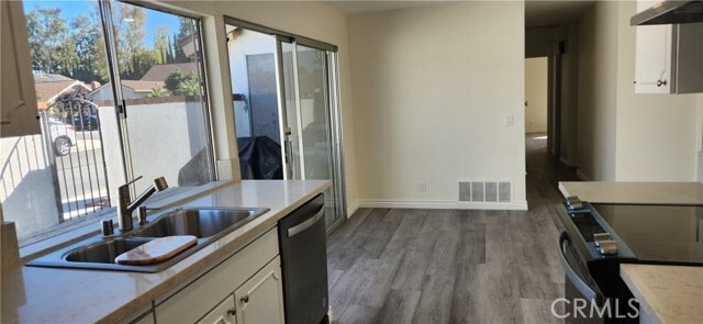 Building Photo - 14421 Pinewood Rd