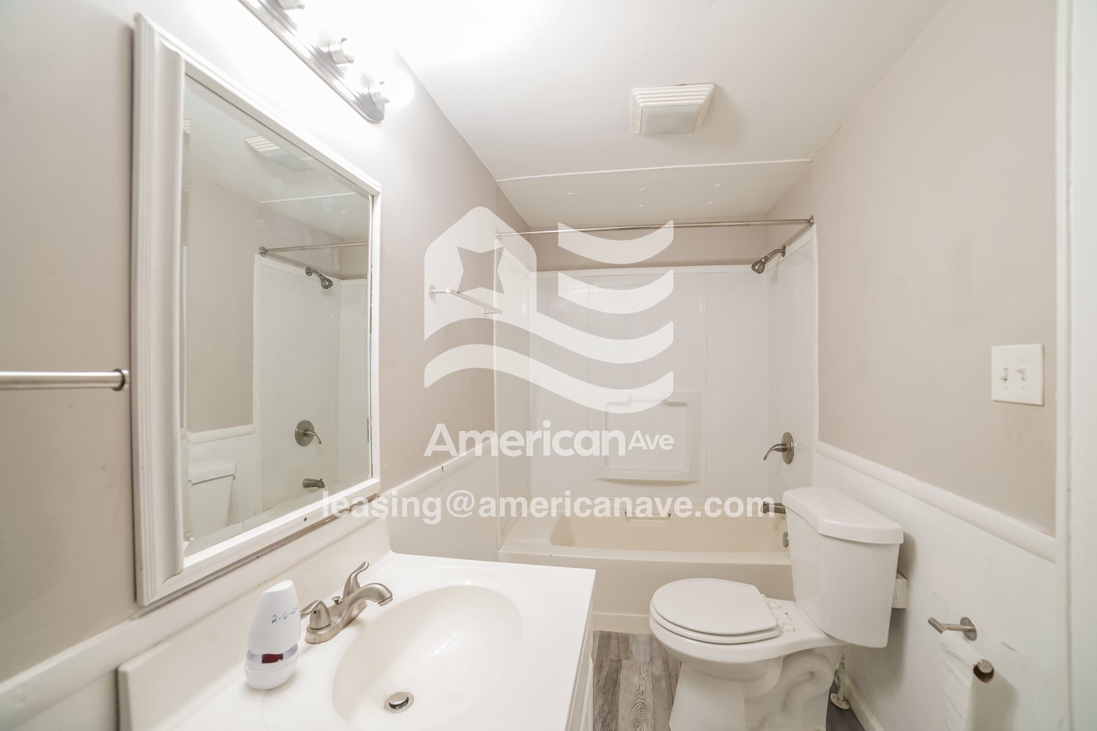 Building Photo - 110 Court Dr