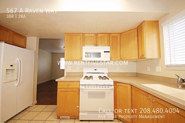 Building Photo - 567 Raven Way