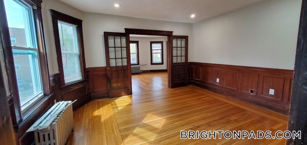 Building Photo - 488 Washington St