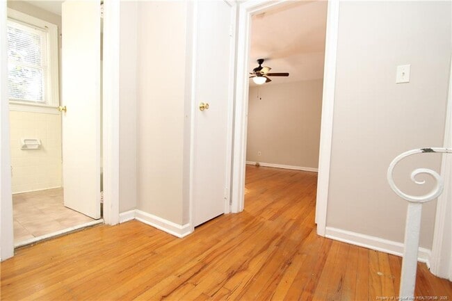 Building Photo - 1064 Nichols Dr