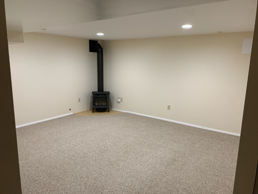 Living Room - 3531 Oakes Ave