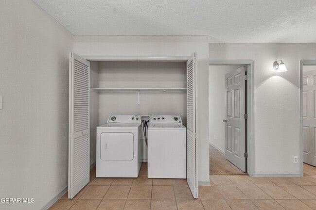 Building Photo - 11629 Ochre Bluff Ln