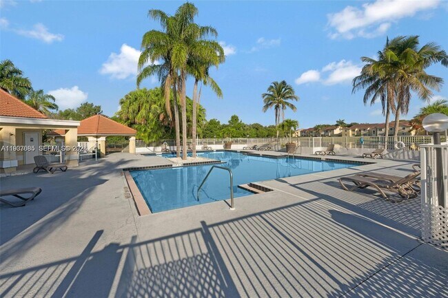 Building Photo - 12400 Vista Isles Dr