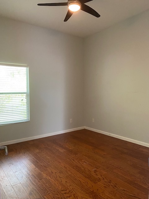 Building Photo - 2/1.5 in a quiet setting in DeLand! $1,600