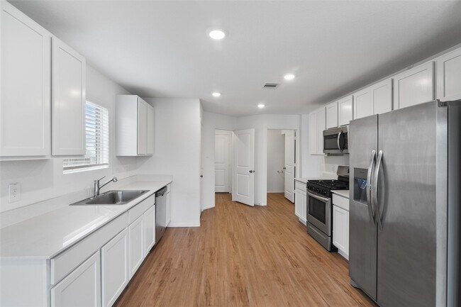 Building Photo - 3034 Twisted Myrtle Dr