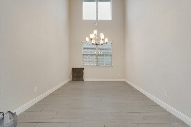 Building Photo - 2617 Walnut Creek Ln