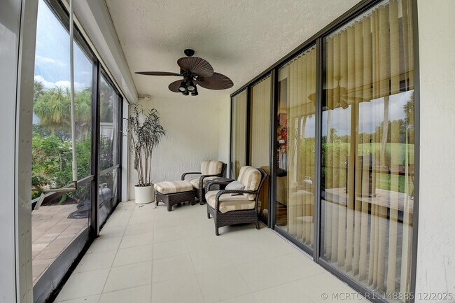 Building Photo - 19550 Sawgrass Dr