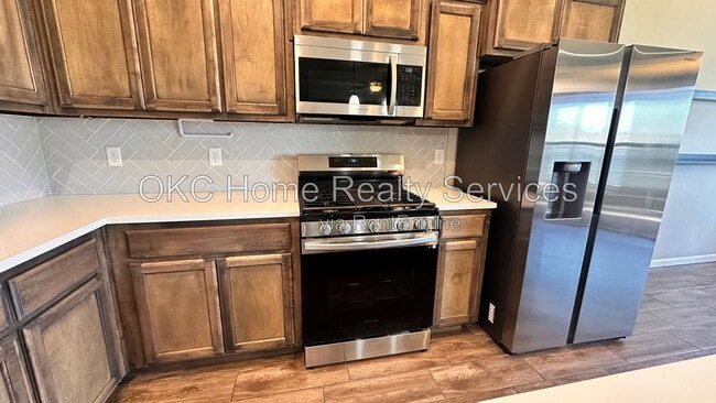 Building Photo - 7724 Windstone Dr