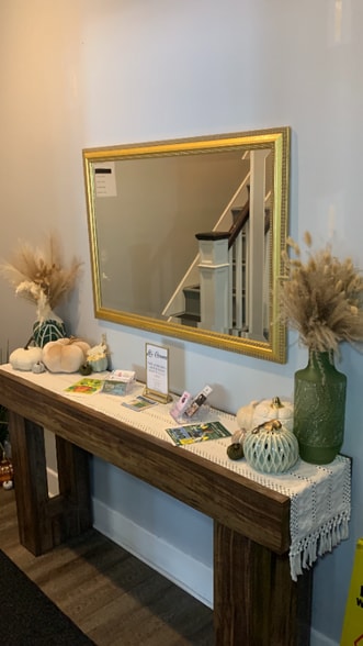 Building Photo - 2743 Kensington Ave