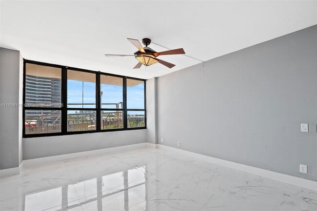 Building Photo - 780 NE 69th St