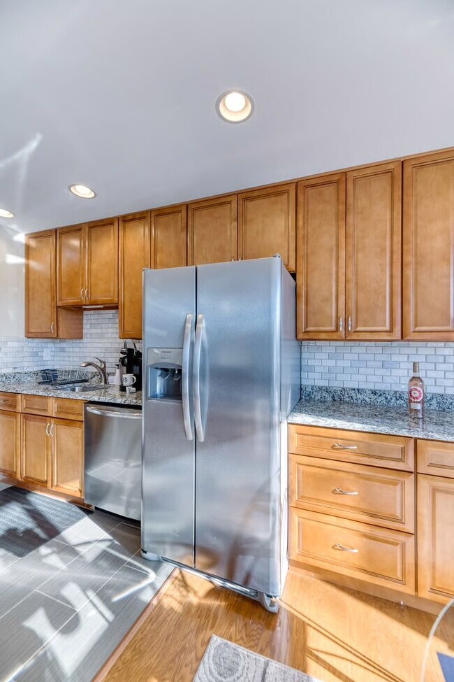 Building Photo - 4420 Briarwood Ct N