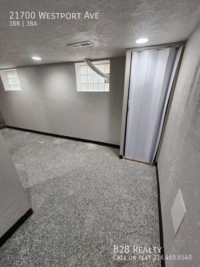 Building Photo - 21700 Westport Ave