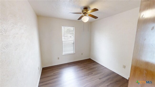 Building Photo - 3032 Carroll Dr