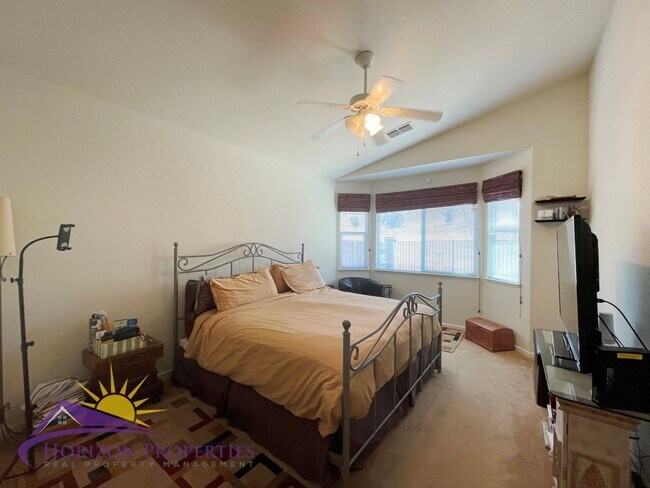 Building Photo - Beautiful Folsom! 3 Bed 2 Bath 1,468 Sq. Ft. Empire Ranch Home in Folsom