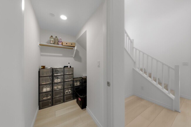 Building Photo - 2023-Built Liberty Floorplan-NEXT-GEN Suite w/3338 sq ft living space w/5 BR’s, 4 1/2 BA's, 3 car...