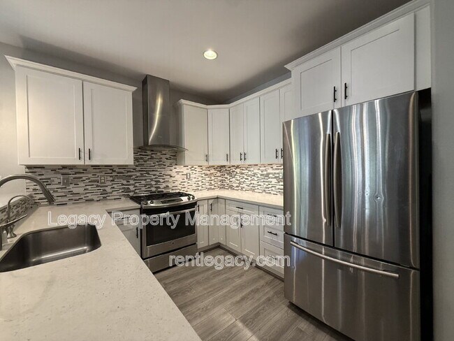 Building Photo - 3108 Tintorera Way