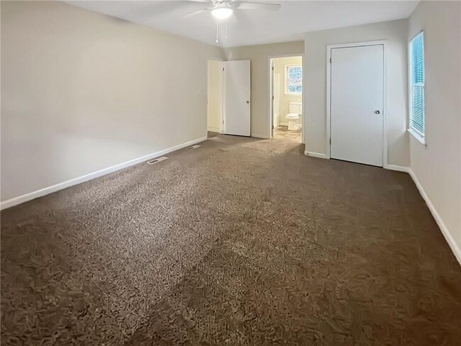 Building Photo - 4125 Maple Ferry Dr
