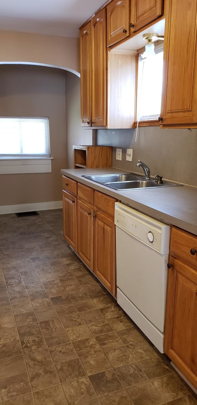 Building Photo - 19166 Centralia