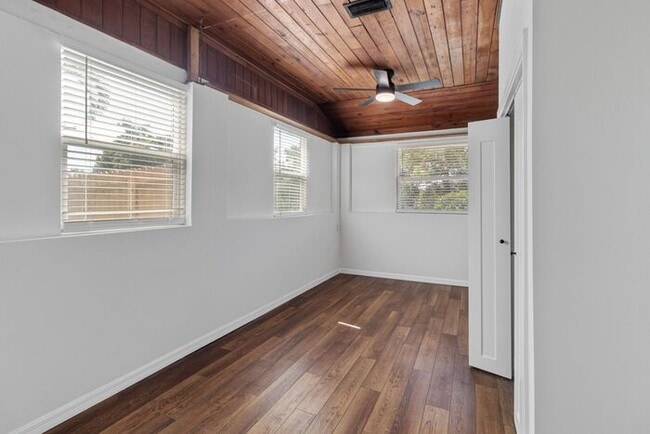 Building Photo - Charming Dade City Home for Lease!
