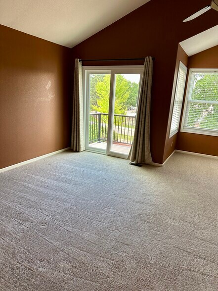 Master Bedroom with Deck - 9402 Oakbrush Way