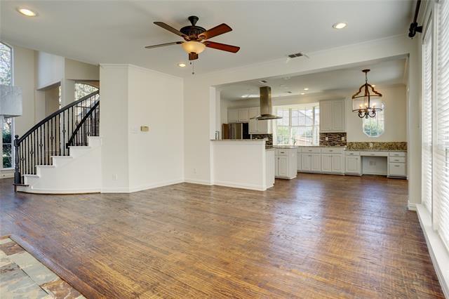 Building Photo - 1307 Normandy Dr