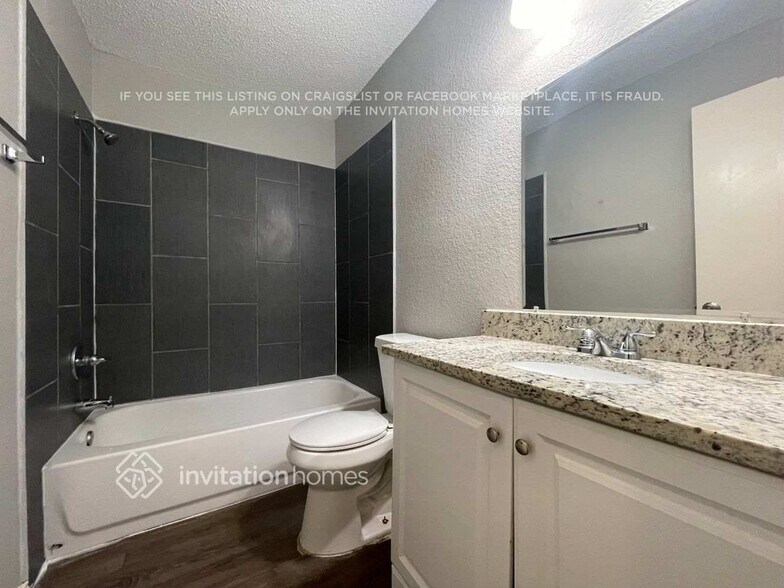 Building Photo - 8037 Iris Cir
