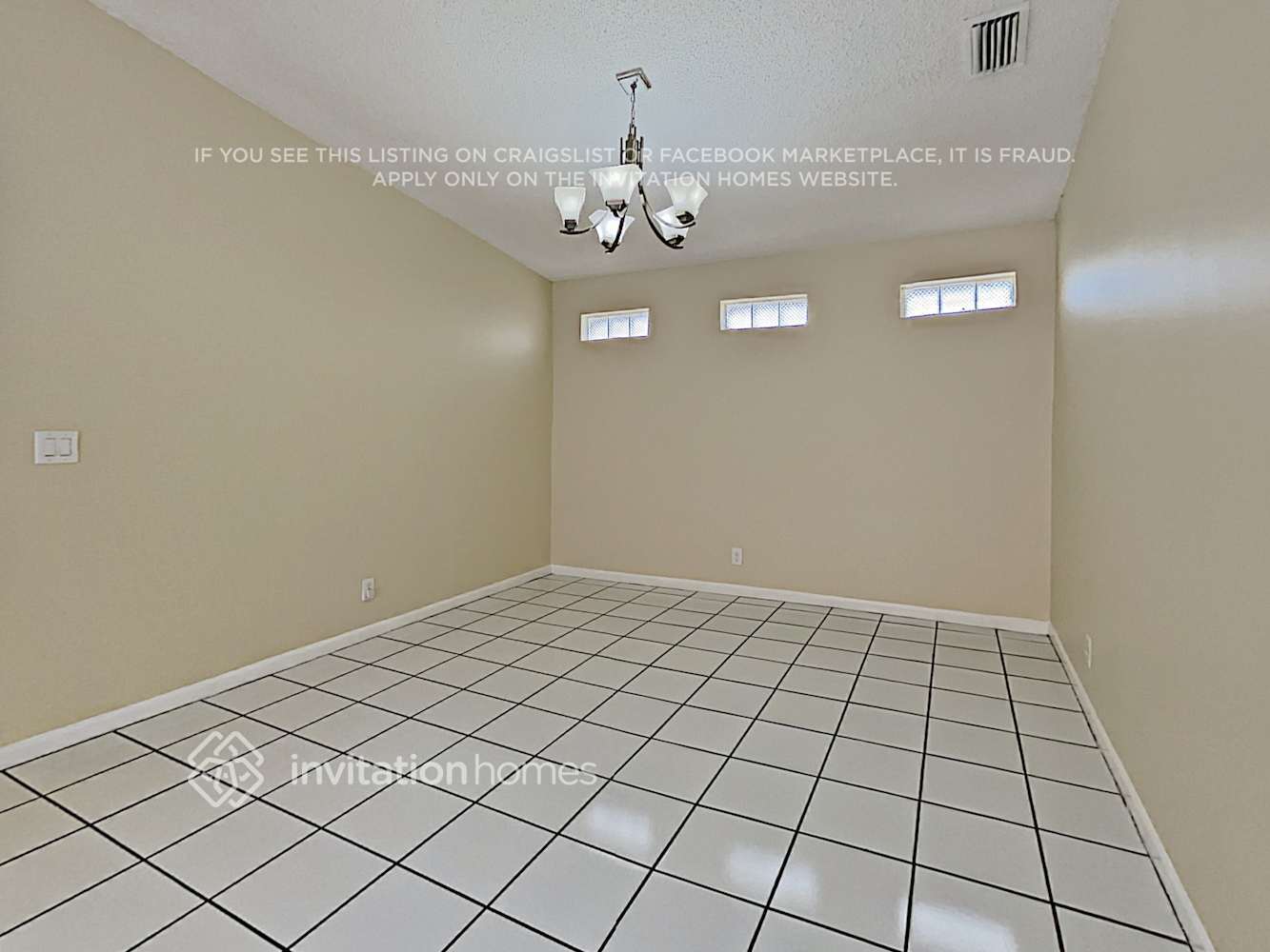 Building Photo - 16940 SW 142nd Pl