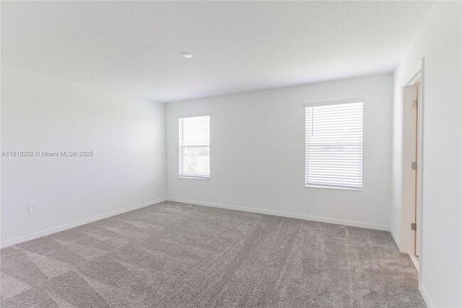 Building Photo - 934 Cattleman St