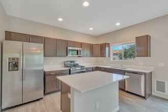 Building Photo - 3700 W Goshen Dr