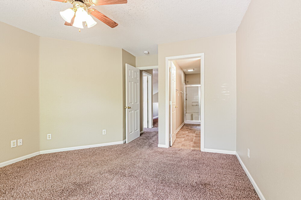Building Photo - 1240 Cutler Ln