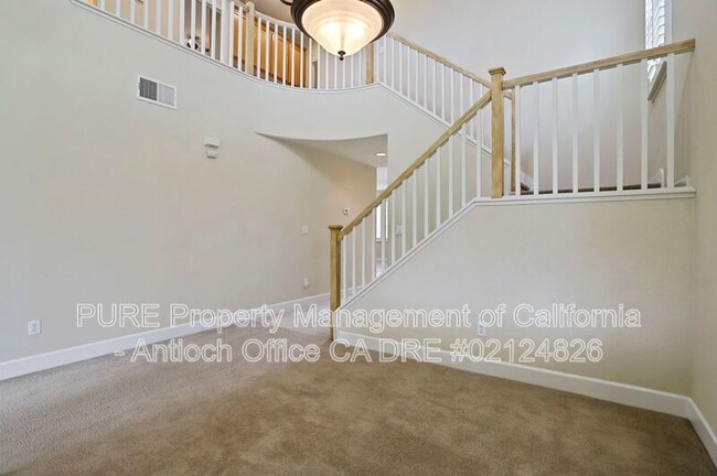 Building Photo - 4581 Bonraven Way