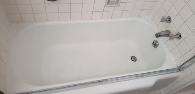 Building Photo - CUTE 2 bedroom, 1 bath home AVAILABLE NOW!